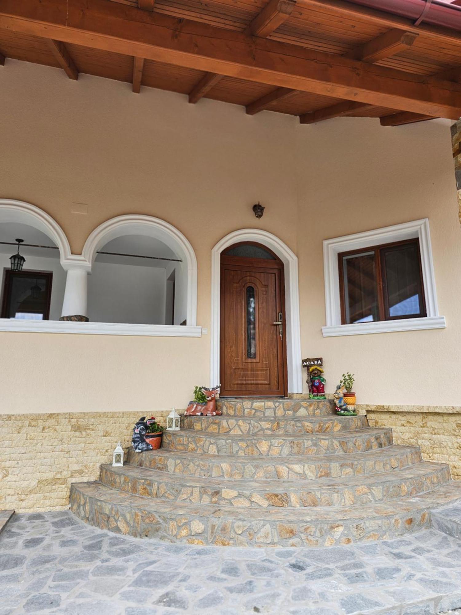 Casa Hera Calimanesti Luaran gambar