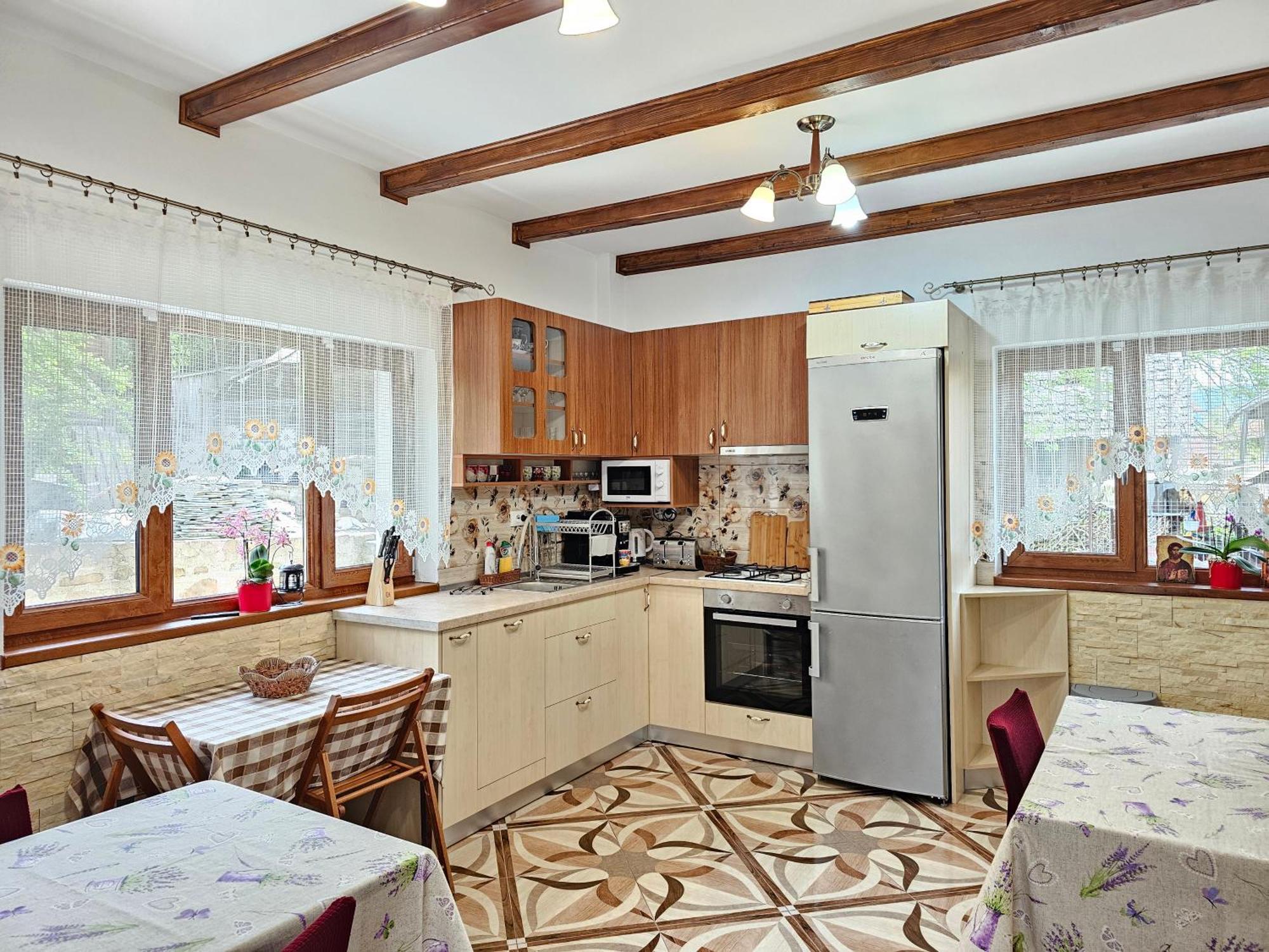 Casa Hera Calimanesti Luaran gambar