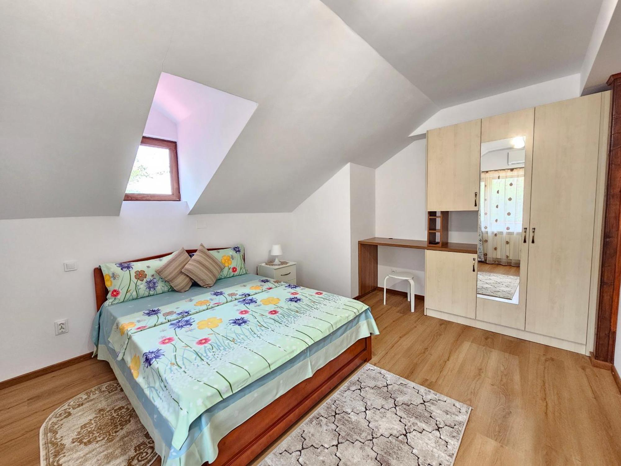 Casa Hera Calimanesti Luaran gambar